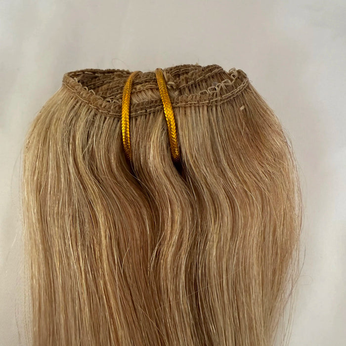 [US Only - Final Sale] 18inch Clip in Human Hair Extensions with Blonde Higlights #P16/22